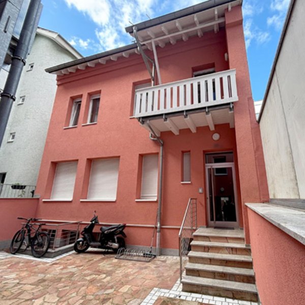 10-Familienhaus in Pforzheim-Nordstadt (S/9145): Renditestarke Kapitalanlage!